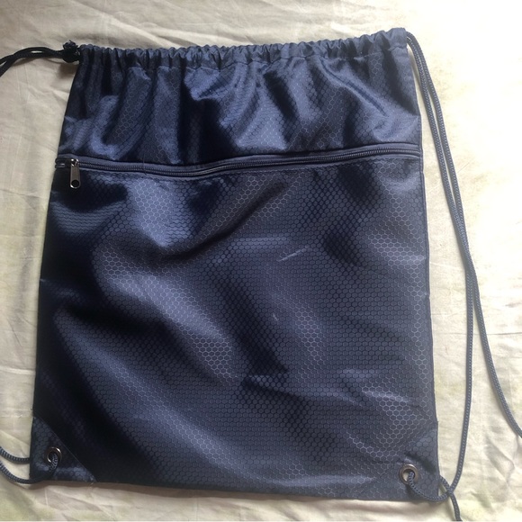 3 for $20 ❤️Bundle of 2x drawstring backpacks Navy blue - Picture 2 of 4